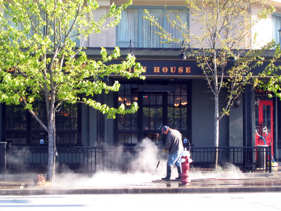Layton Commercial Power Washing Company