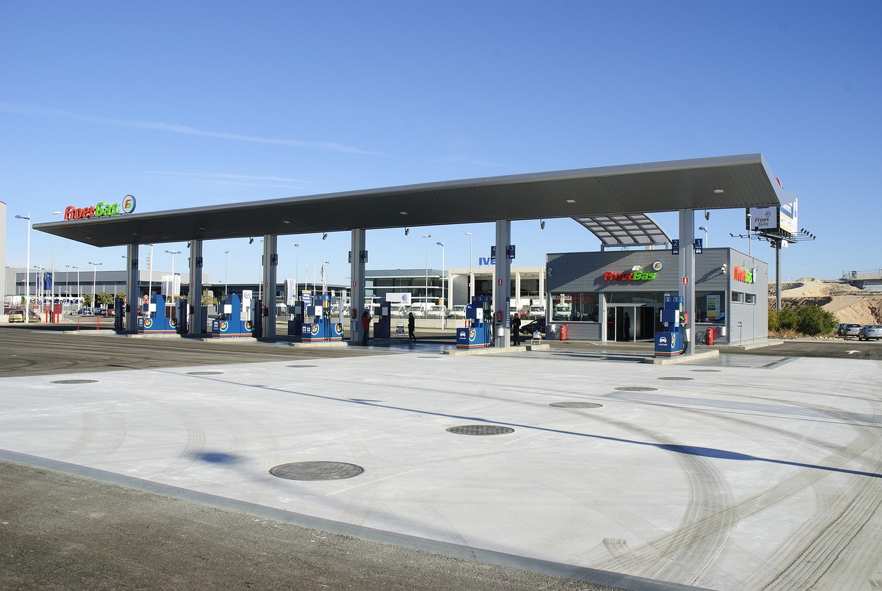 froet gas, petrol station, gasoline-195375.jpg